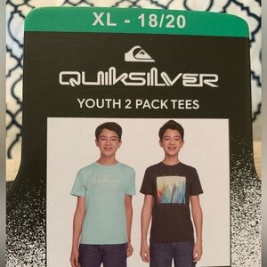 Quiksilver 2 pack tees Youth Boys
Short sleeves blue & gray color